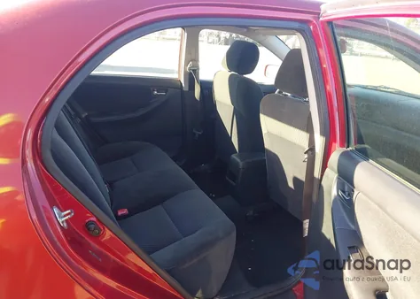 2005 Toyota Corolla S z USA, uszkodzony, nr VIN 2T1BR32E45C470683